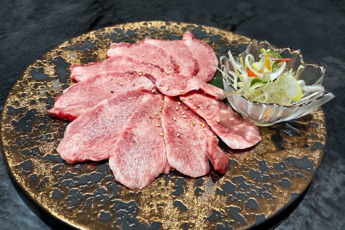 上タン